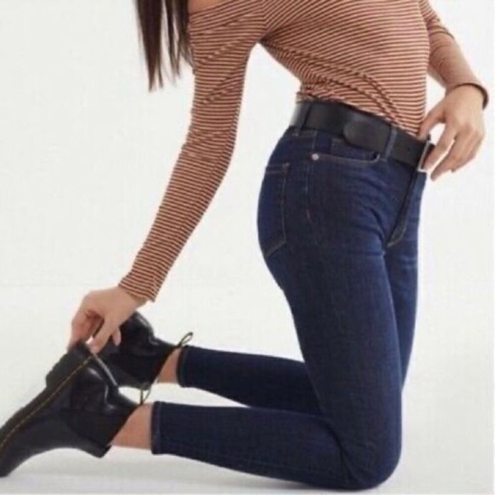 BDG mid rise cigarette grazer skinny jeans 27